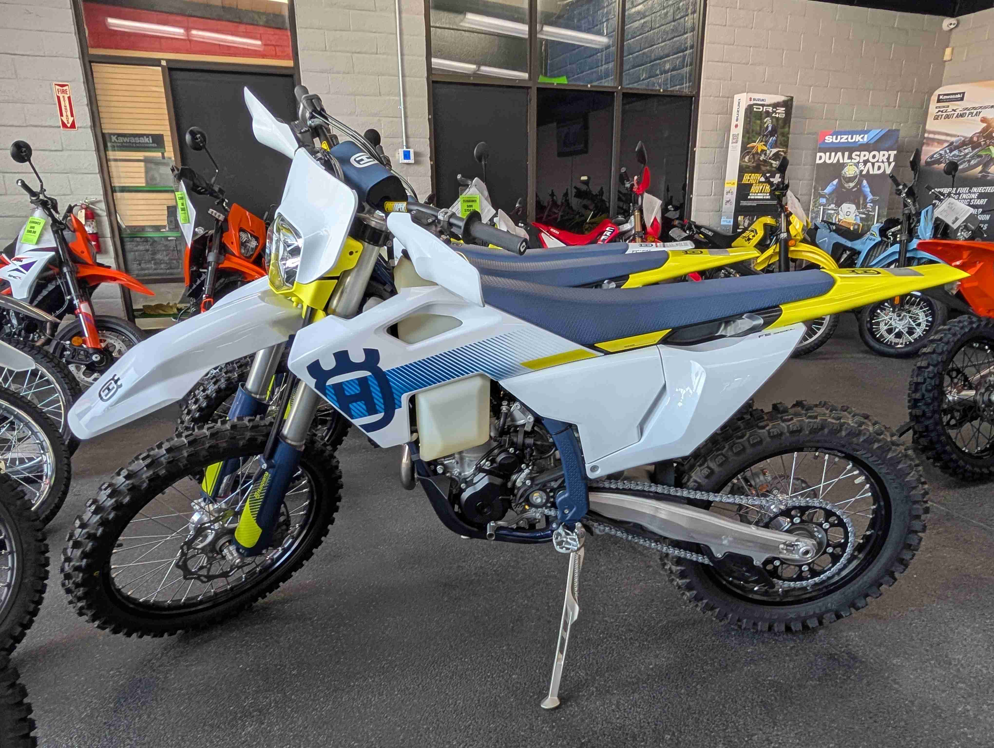 2024 Husqvarna FE 350w Base — photo 1 of 13